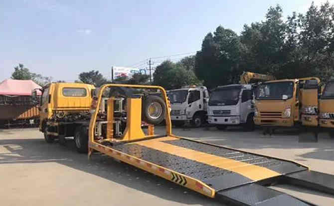 鄯善汽车中途维修案例
